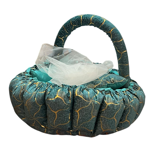 Luxury Baby Nest Basket – Elegant & Comfortable Infant Sleeping Basket
